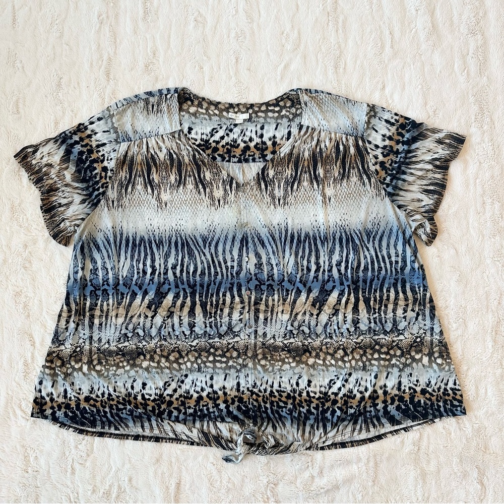 Est. 1946 Women’s Top 4X Blouse Size 26/28 Fashion Animal Print Tie Knot Plus
